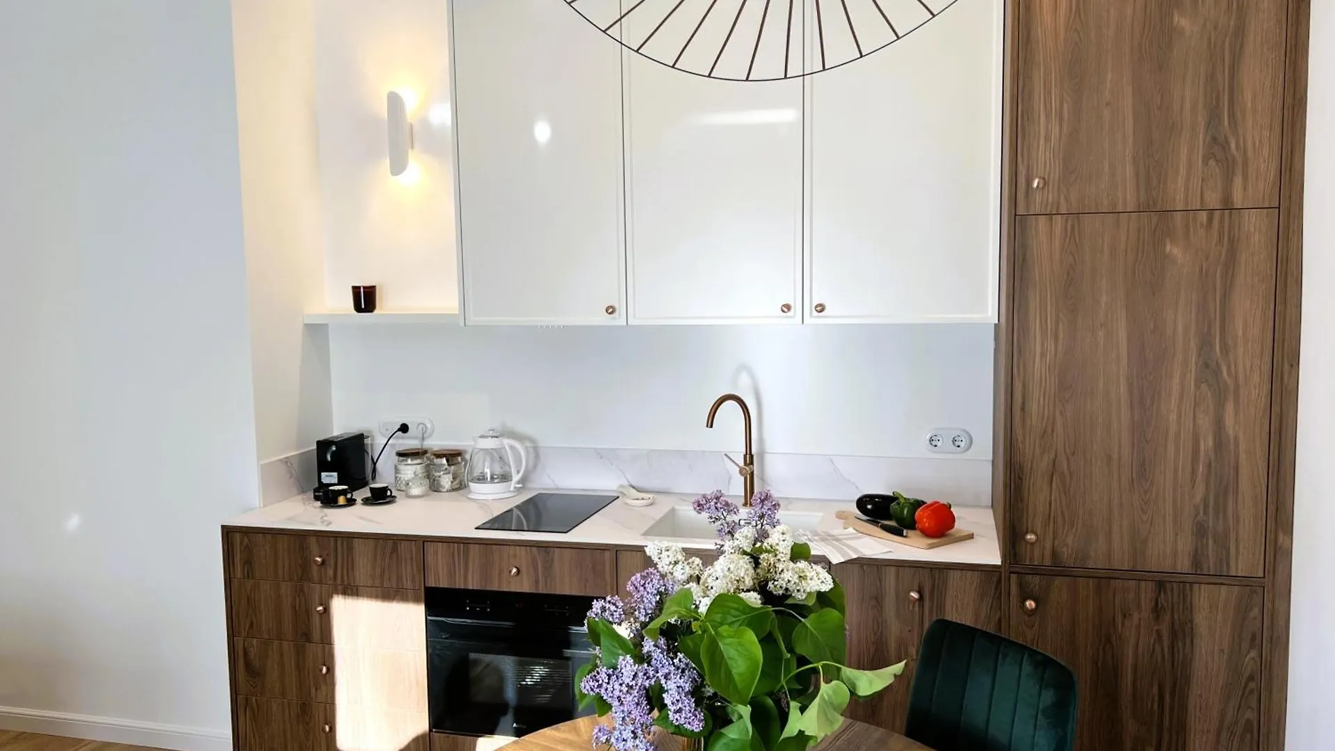 Warszawa Srodmiescie Pl. Zbawiciela Apartment