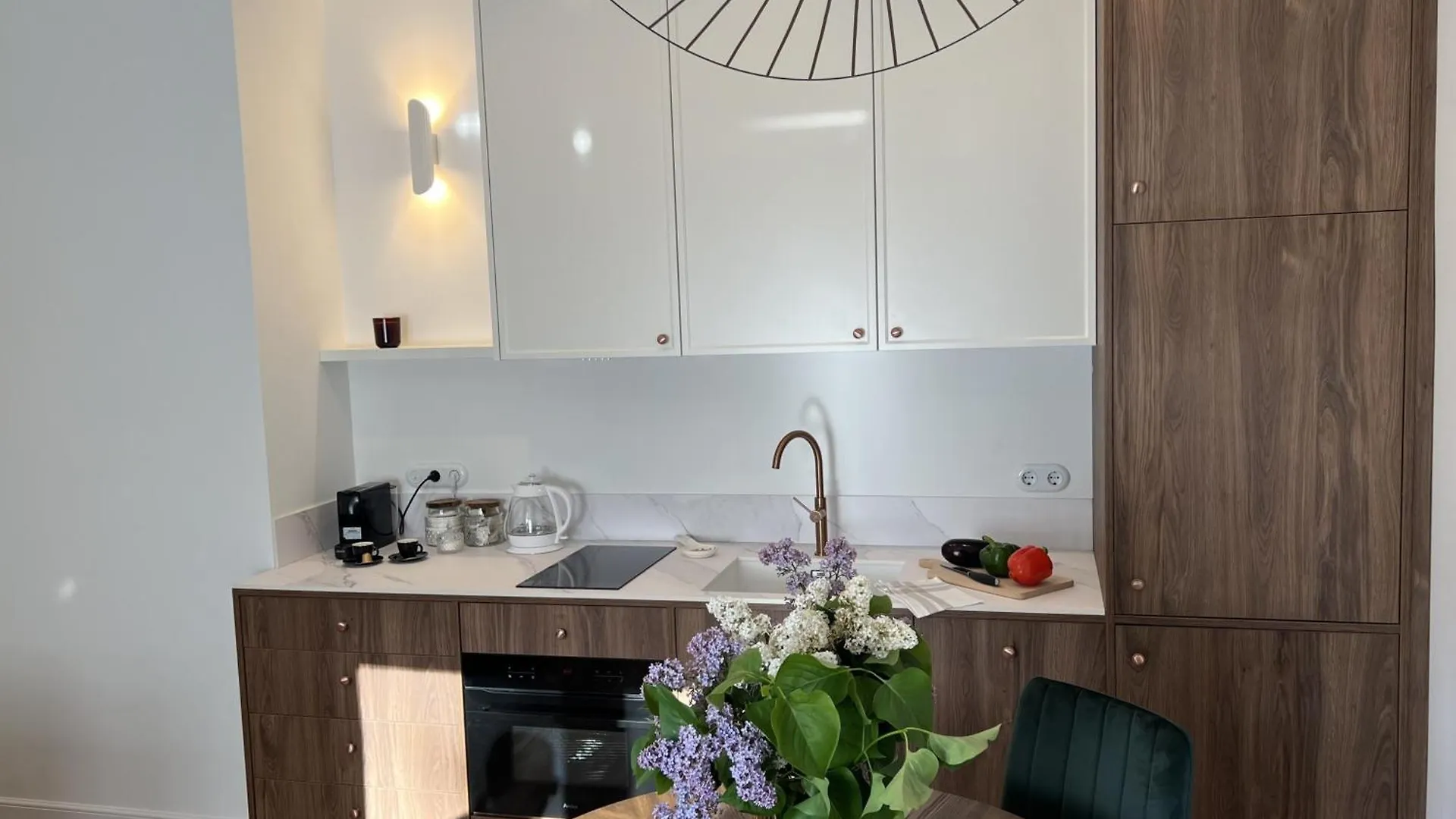 Warszawa Srodmiescie Pl. Zbawiciela Apartment